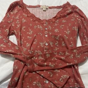 dark pink/red floral long sleev button up